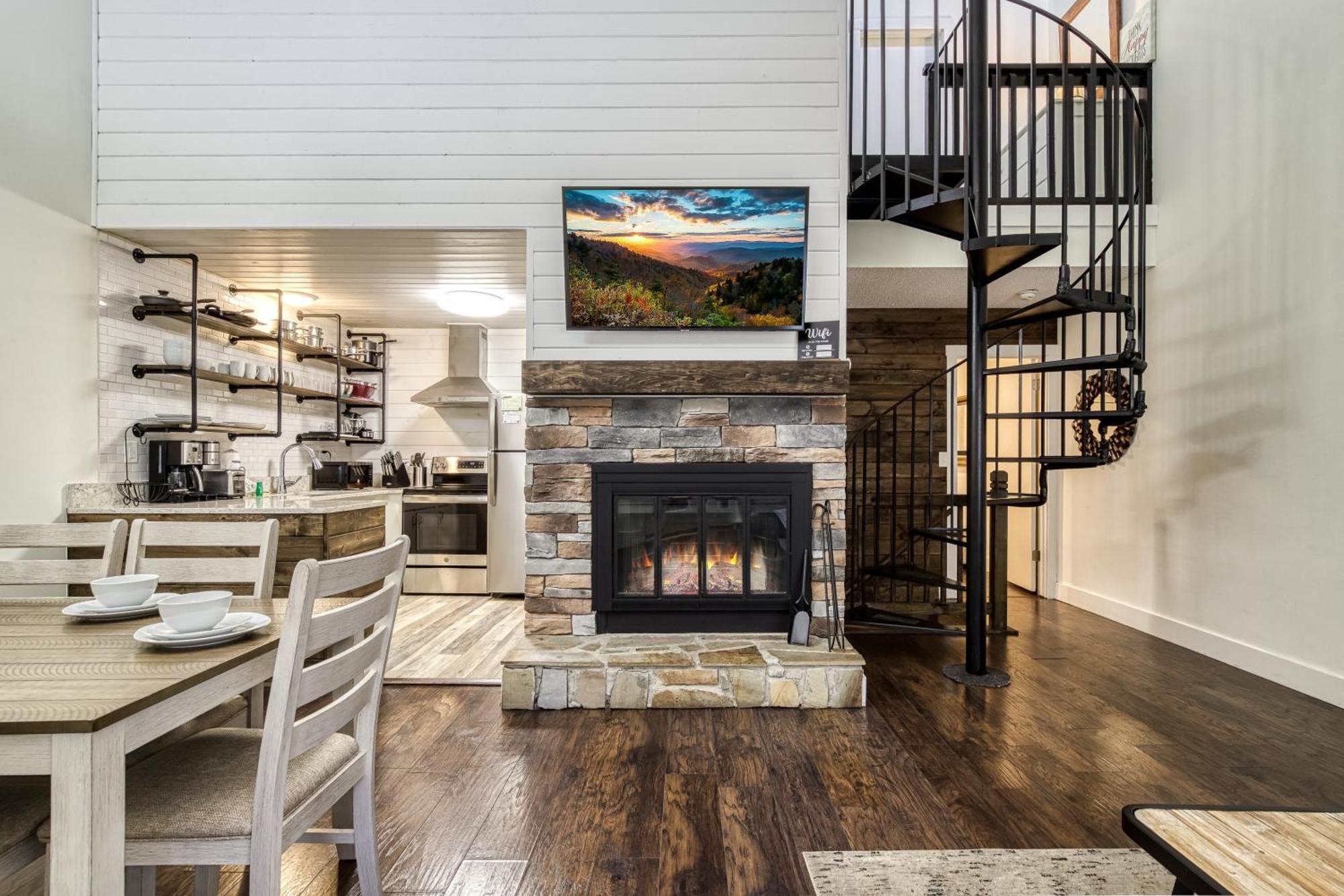 Gatlinburg Mountain Townhome With Pool Access! Εξωτερικό φωτογραφία